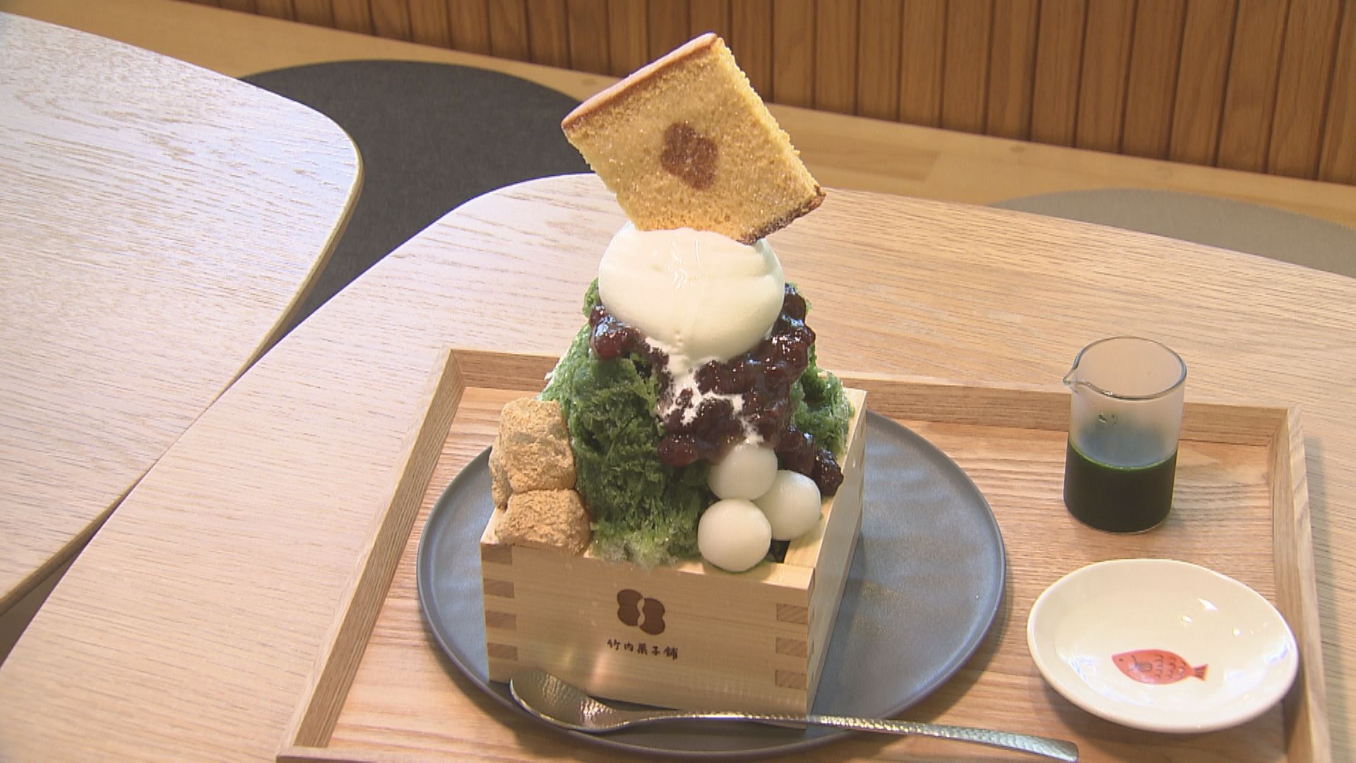 宇治抹茶のかき氷“全部のせ”