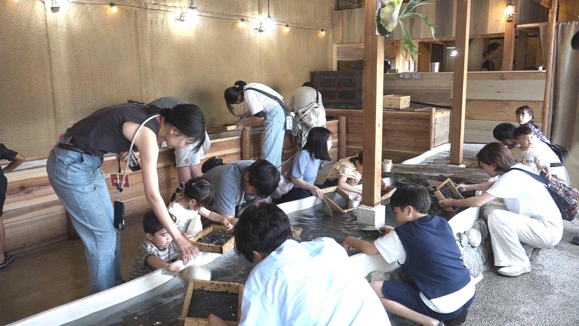 あわら湯のまち駅にある「トレジャーマイニング」