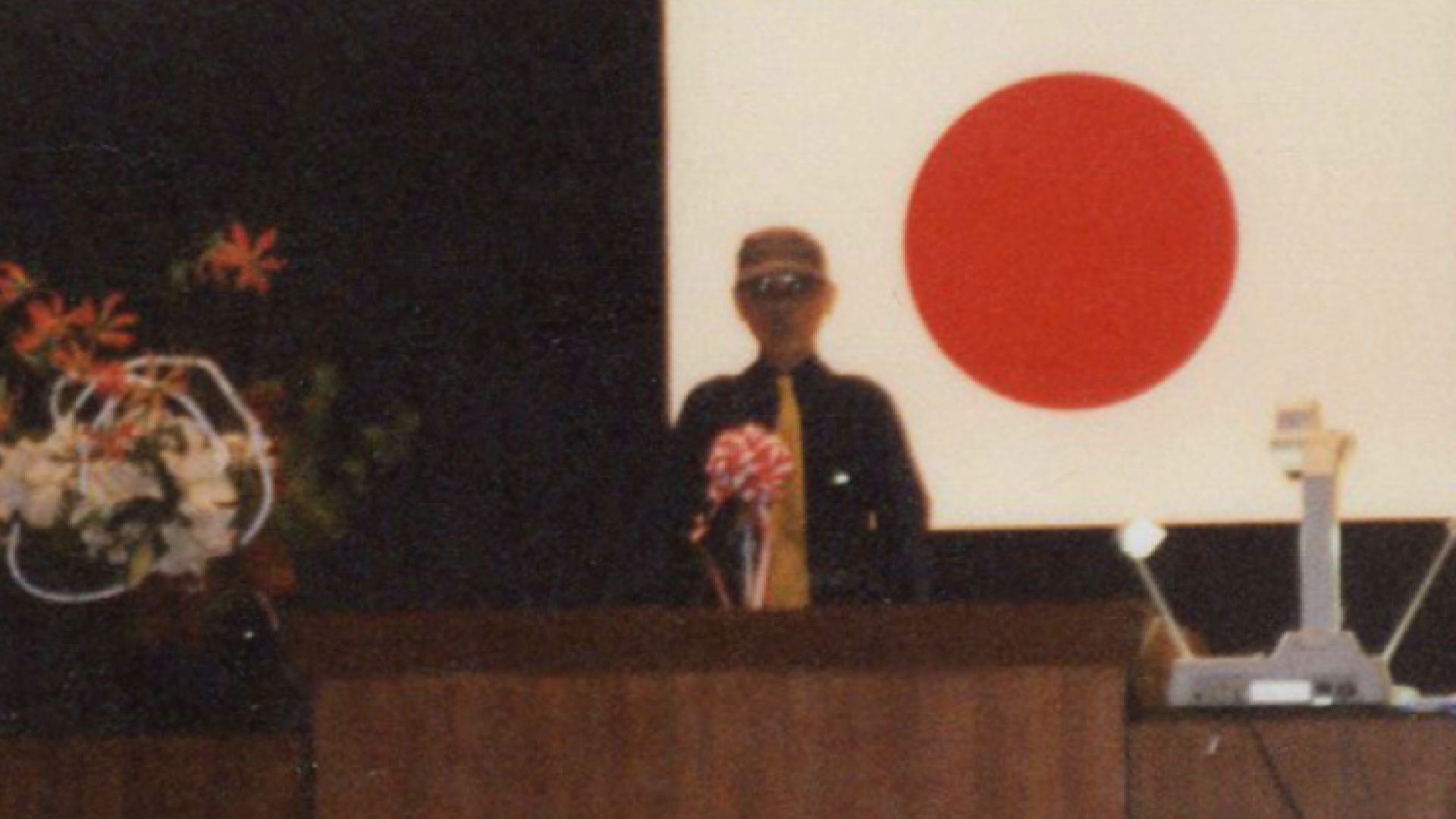 金津小で講演するやなせさん