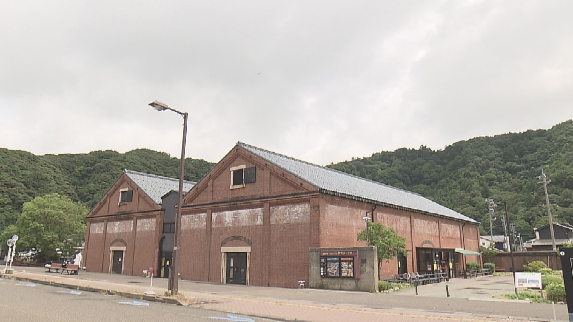 120年以上前に建てられた敦賀赤レンガ倉庫