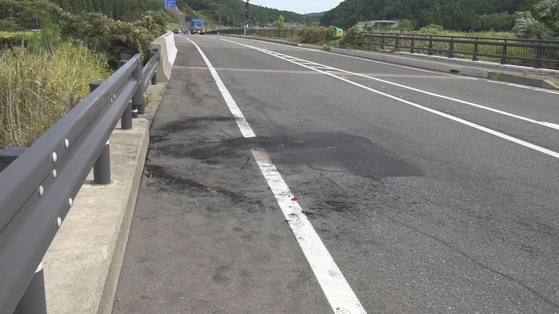 オートバイの男性が死亡