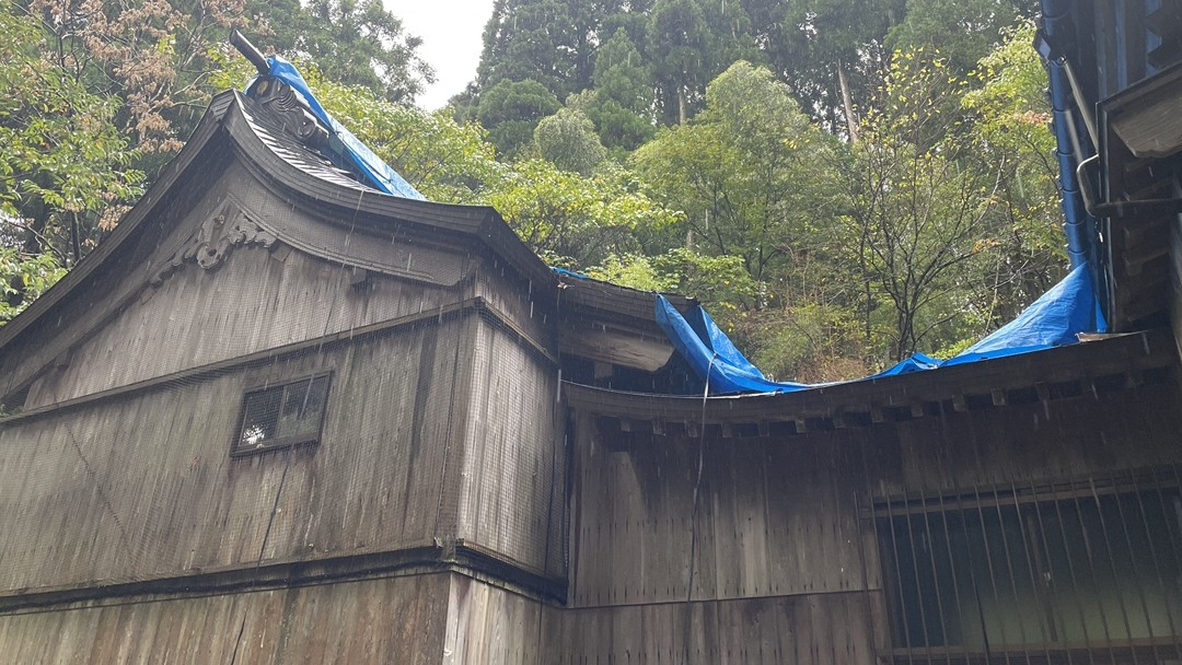 宮司が常駐しない神社が狙われたか