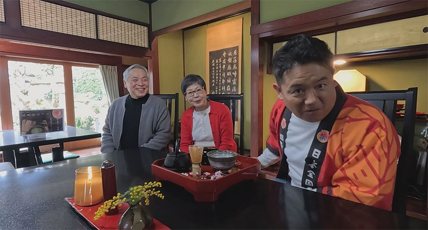 春むすび 春にスプリングで心も体も飛び跳ねる